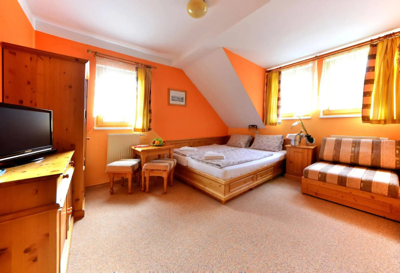 Отель Výsluní