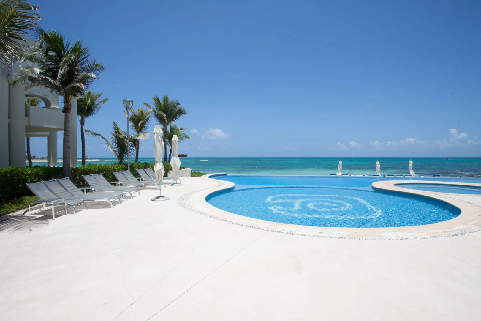 Okol Paraiso by Riviera Rentals