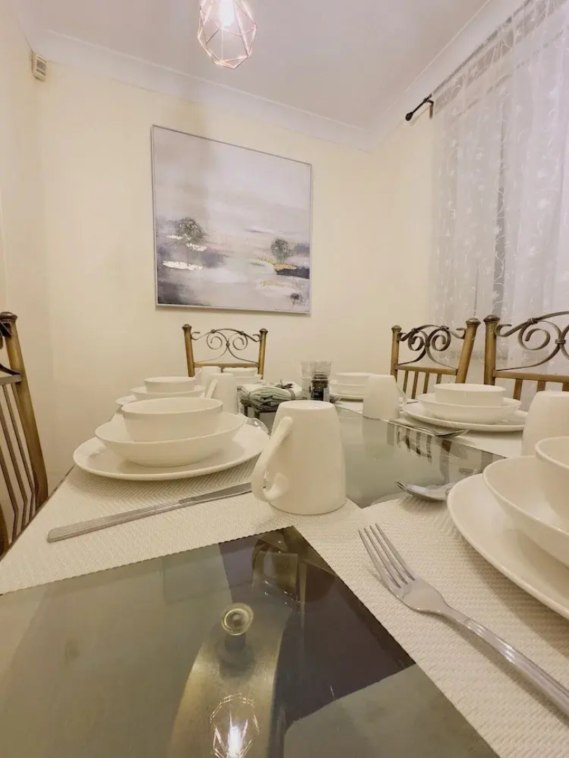 Elegant Escape in North Shields - Spacious 3 Bedroom House