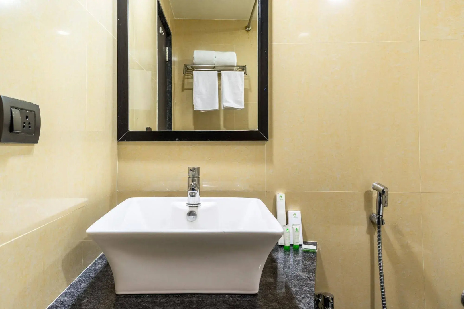 Treebo Trend Royal Kourt Aurangabad