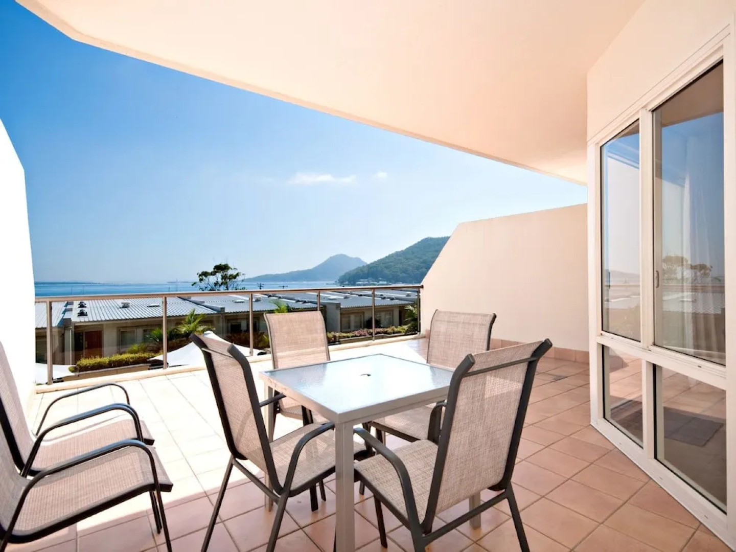 Breakwater Apartment, Unit 104/2 Messines Street