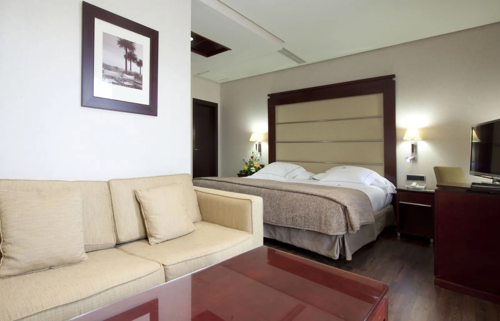 Отель Valencia Center