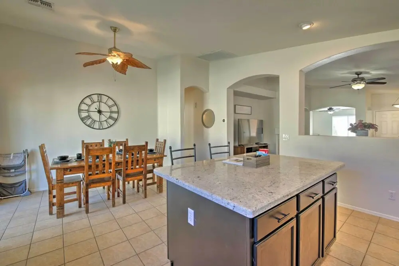 Private Pool & Patio: Home in Surprise!