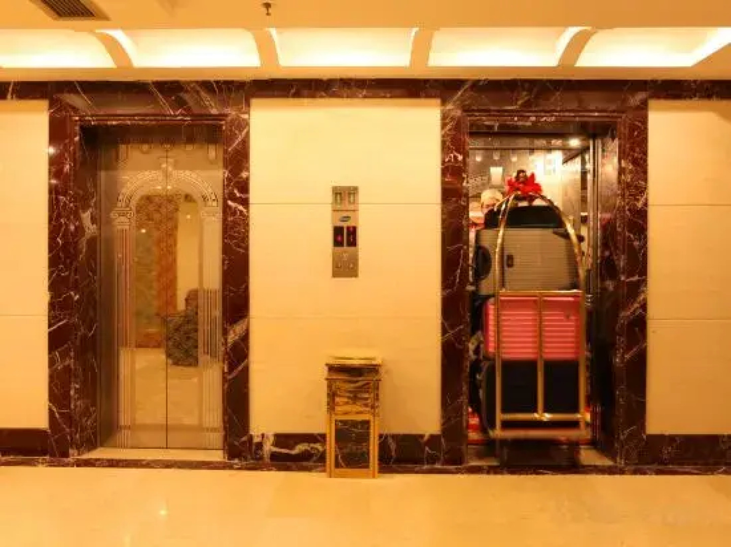 Maoxian International Hotel