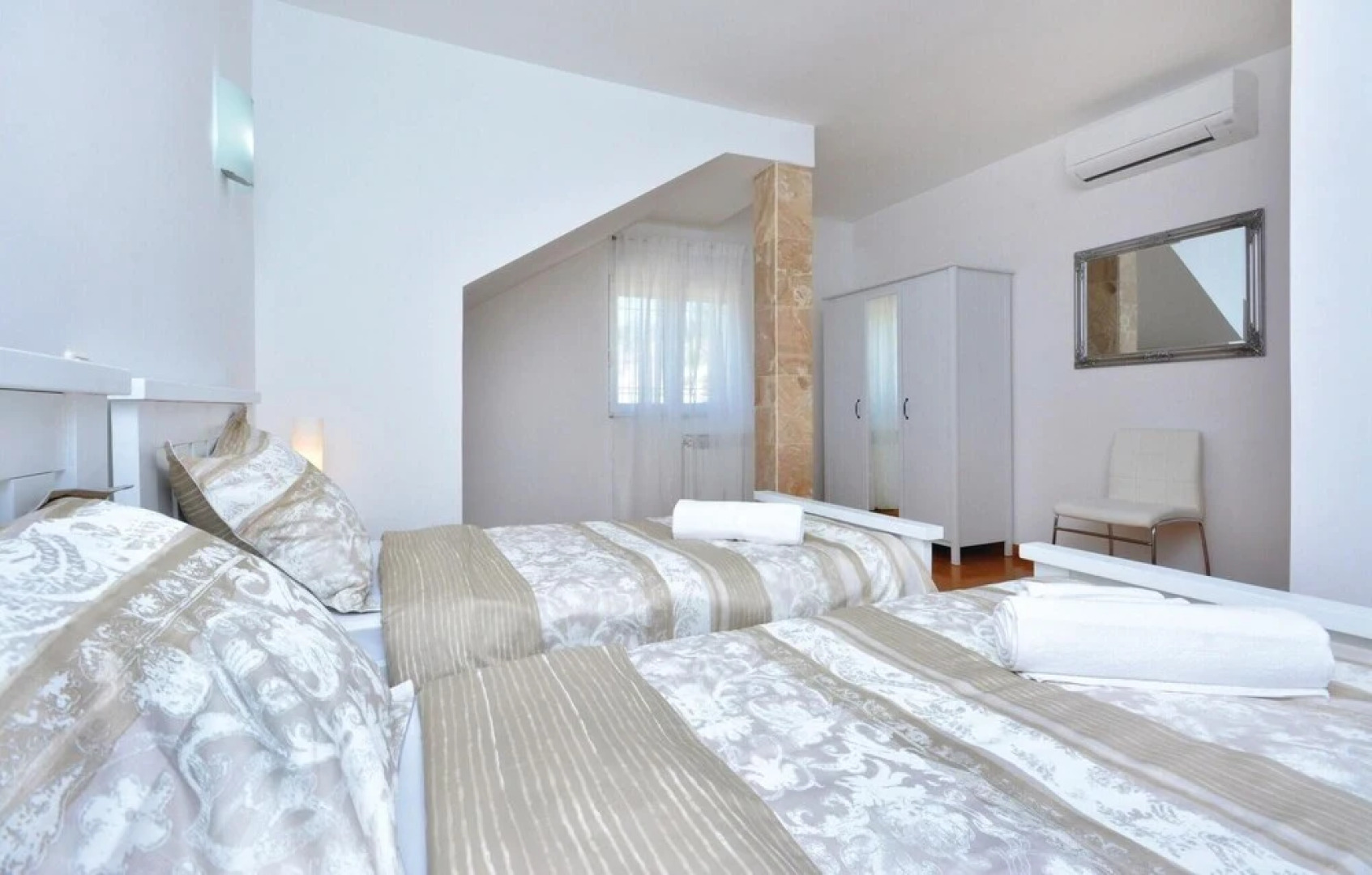 Beautiful Home in Split With Wifi and 3 Bedrooms