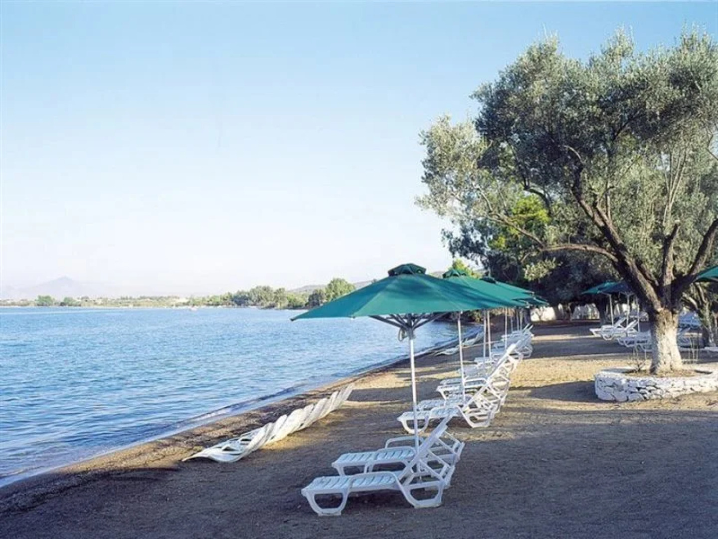 Airotel Malaconda Beach