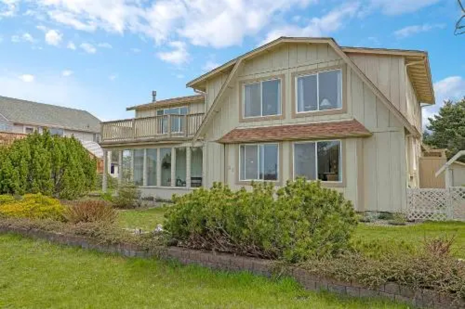 Surf Watch House in Copalis Beach