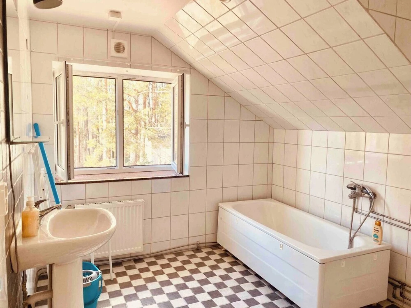 Bjurvik's Villa - Flat 3 - Business Customers Only