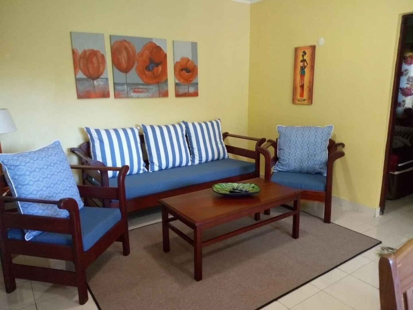 Waves Lodge