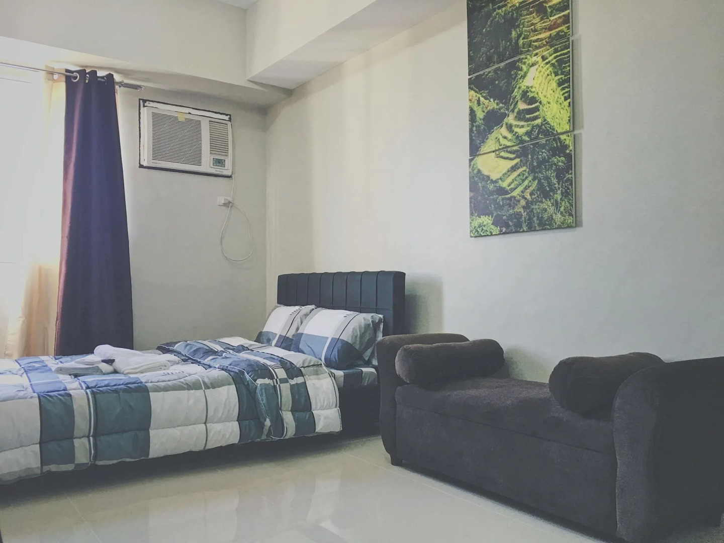 Vista Shaw by Charles