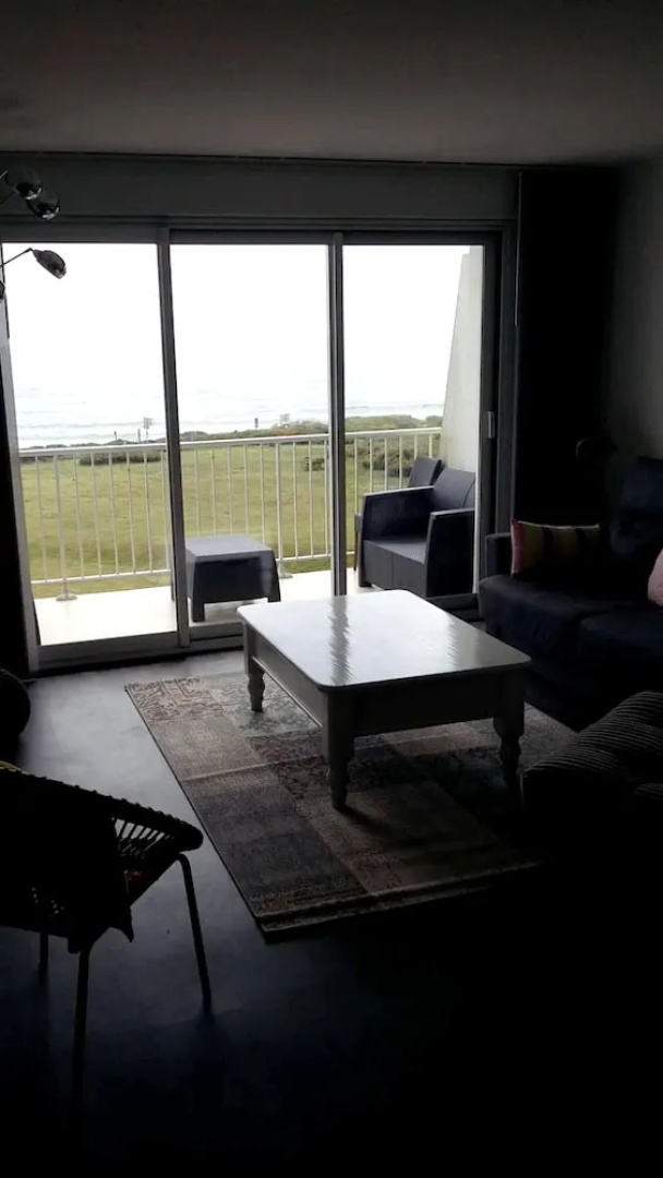 Apartment with One Bedroom in Guidel, with Wonderful Sea View, Shared Pool, Furnished Balcony - 100 M From the Beach