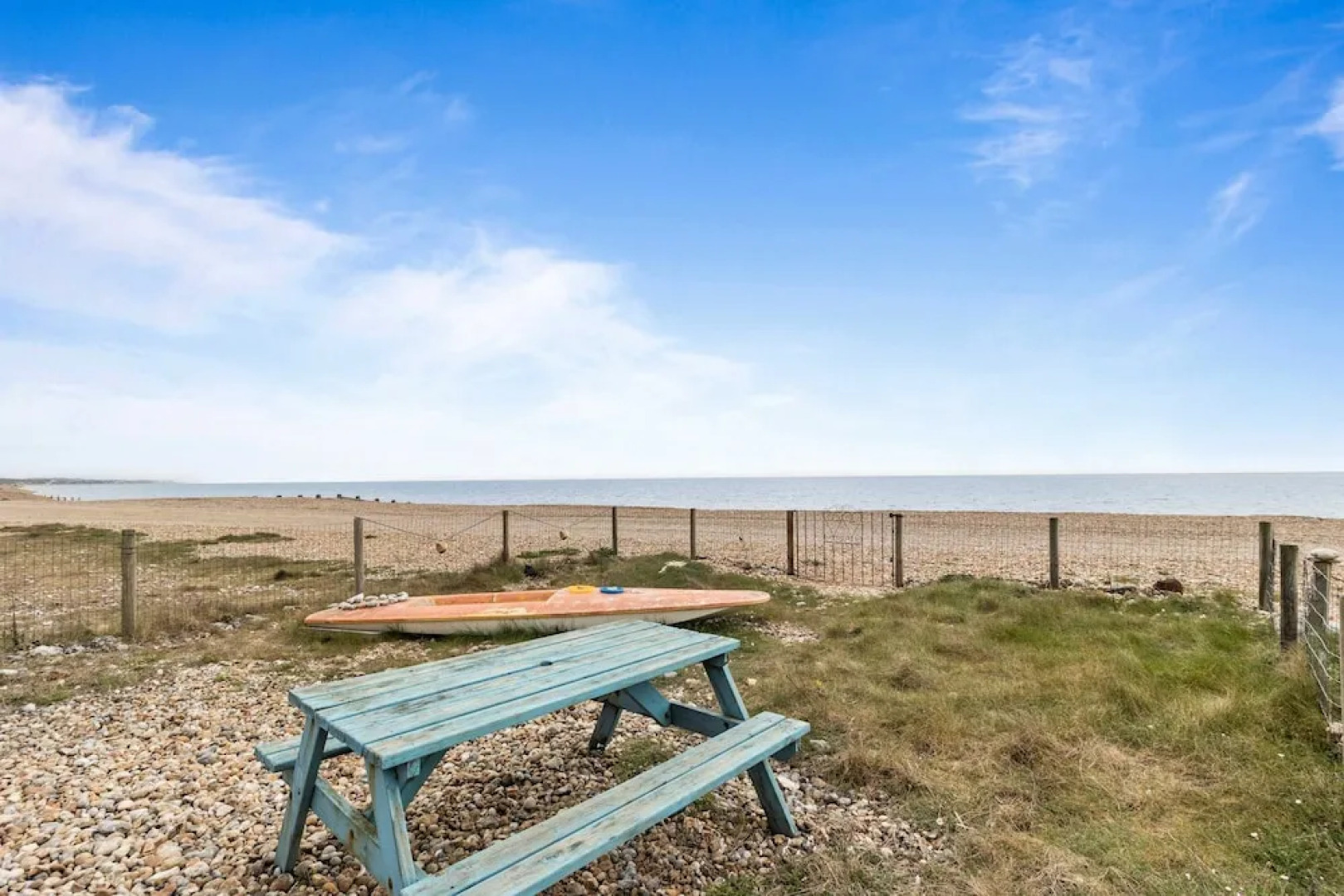 The Coastal Crab - Family-friendly Three-bed Beach House in Pevensey