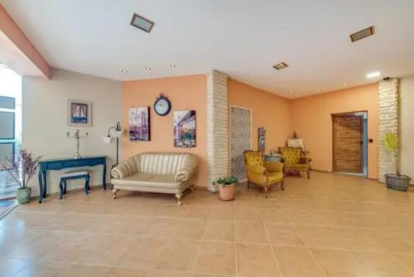 Supreme Beach Apartments