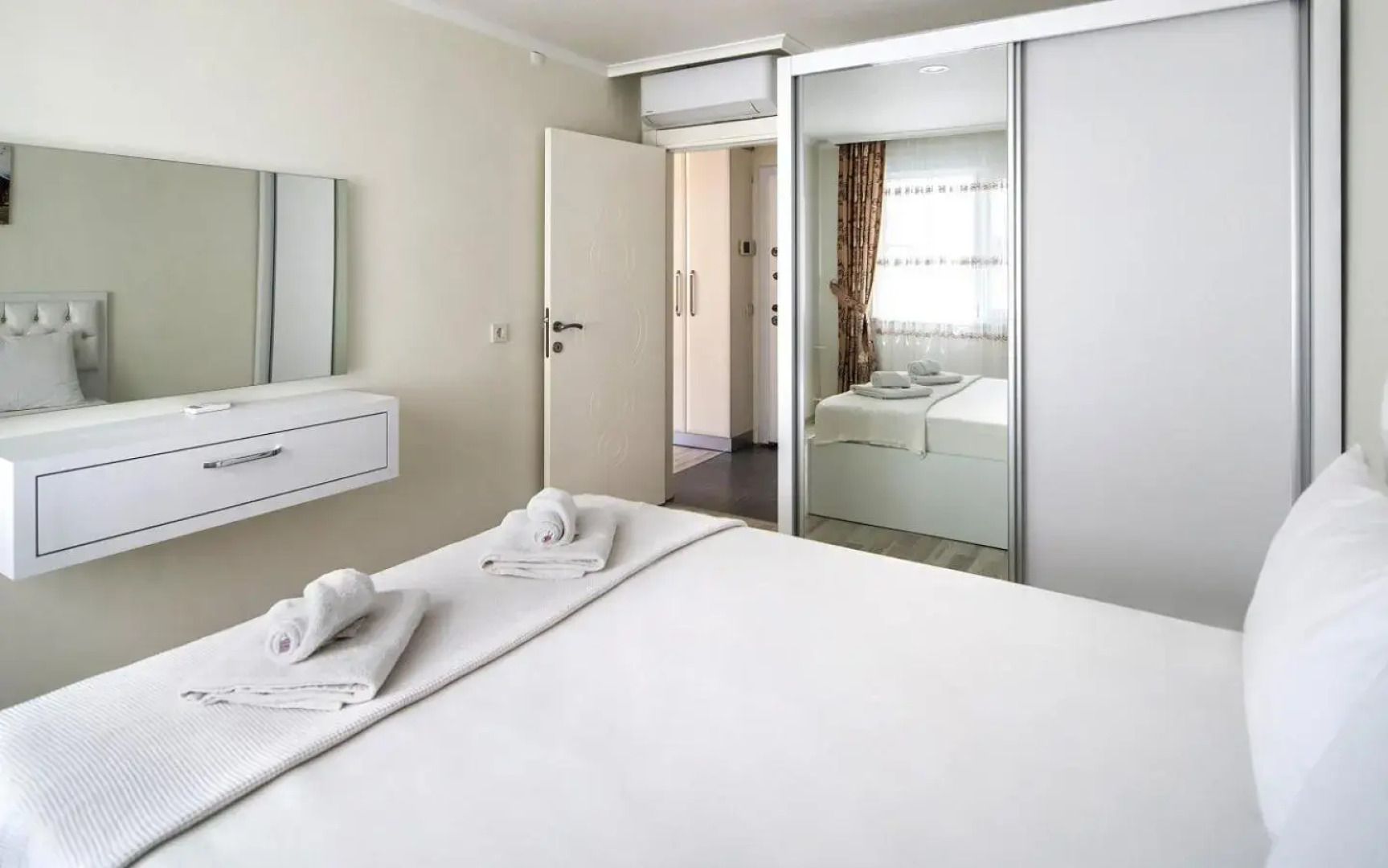 Roma Residence - Emir Gursu Houses B