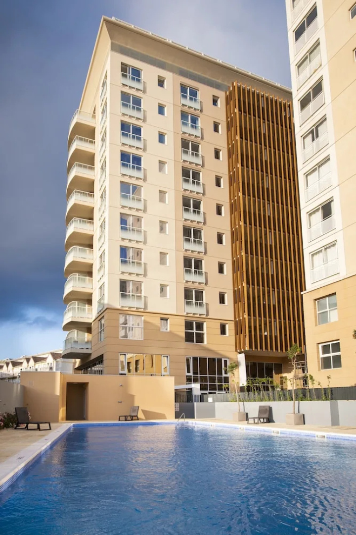 Bentley Holiday Apartments - West One