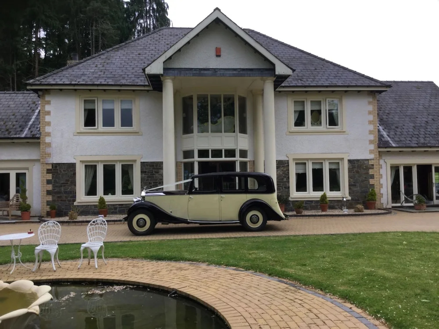 Plas Y Dderwen Bed and Breakfast