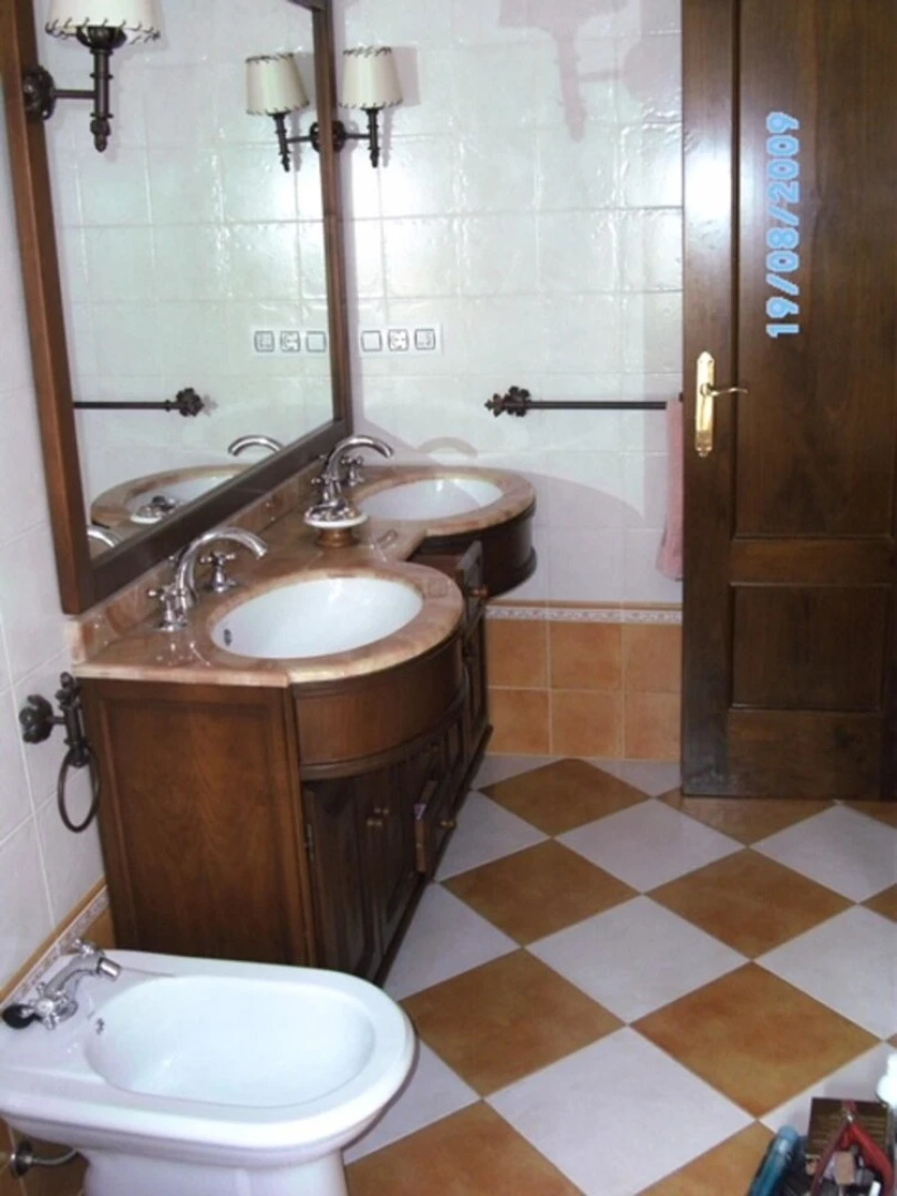 Villa With 5 Bedrooms in La Zubia, With Wonderful Mountain View, Priva