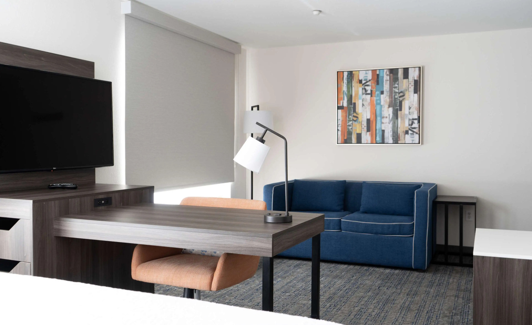 Hampton Inn & Suites Seal Beach