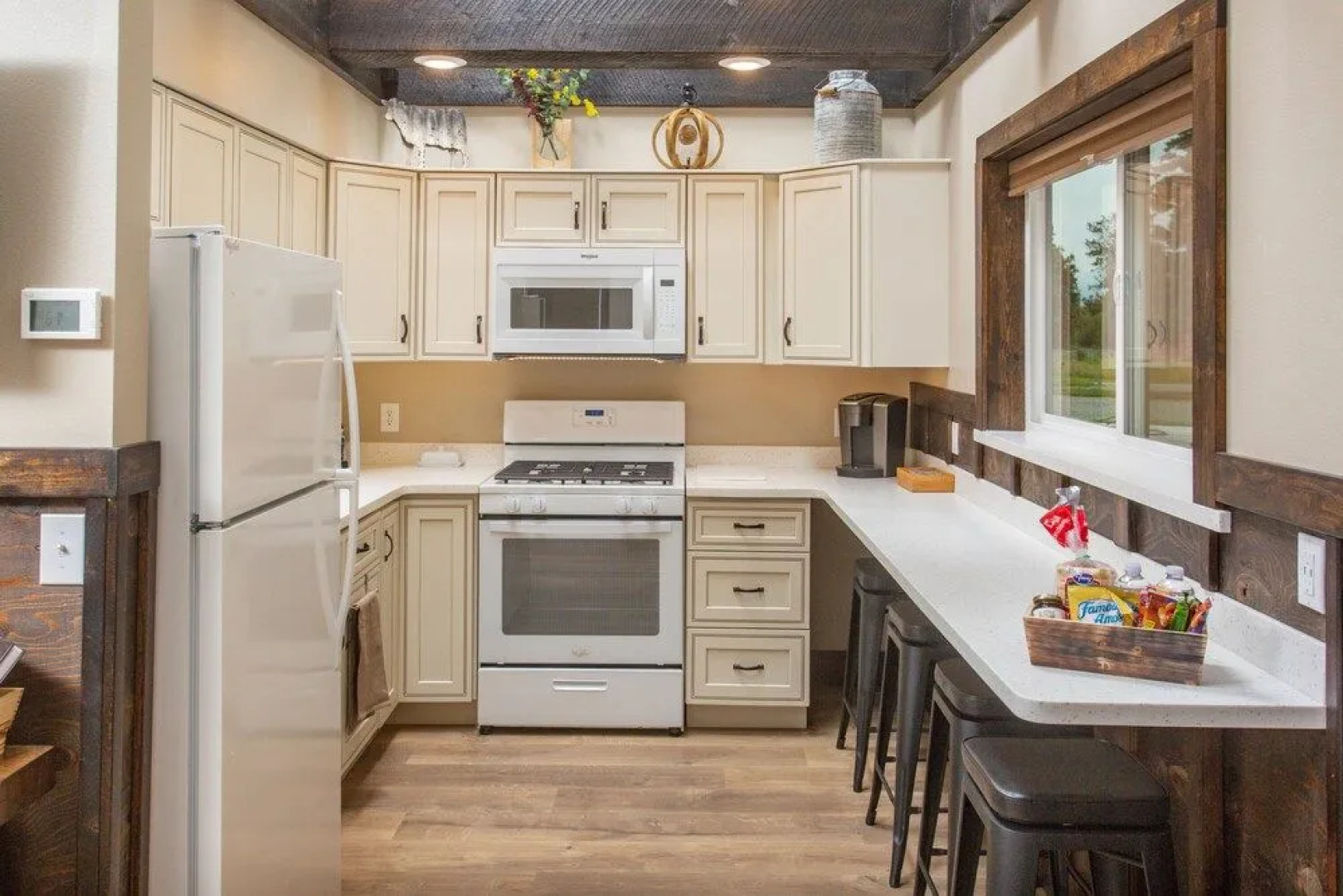 Alaska Back Country Cottages