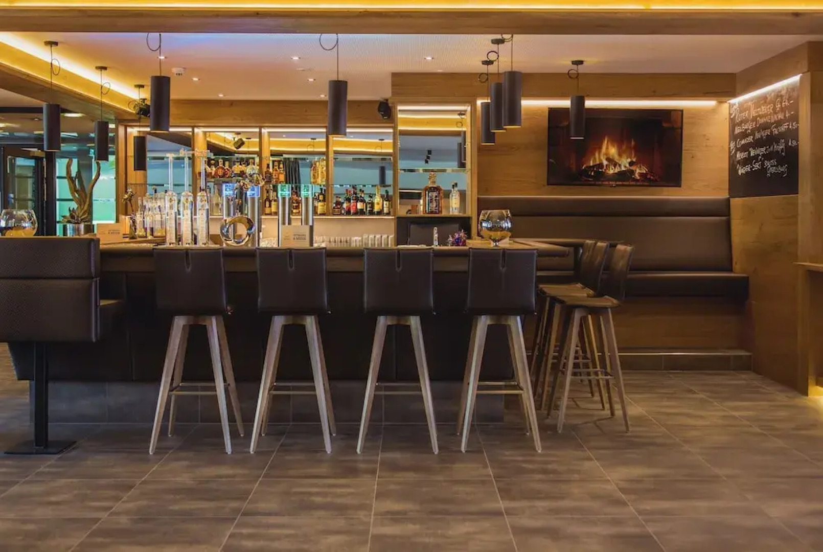 DAS VIER Sport,- und Wellnesshotel