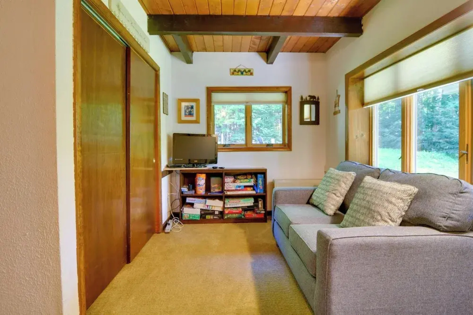 Beautiful Chalet ~ 5 Miles to Attitash Mountain