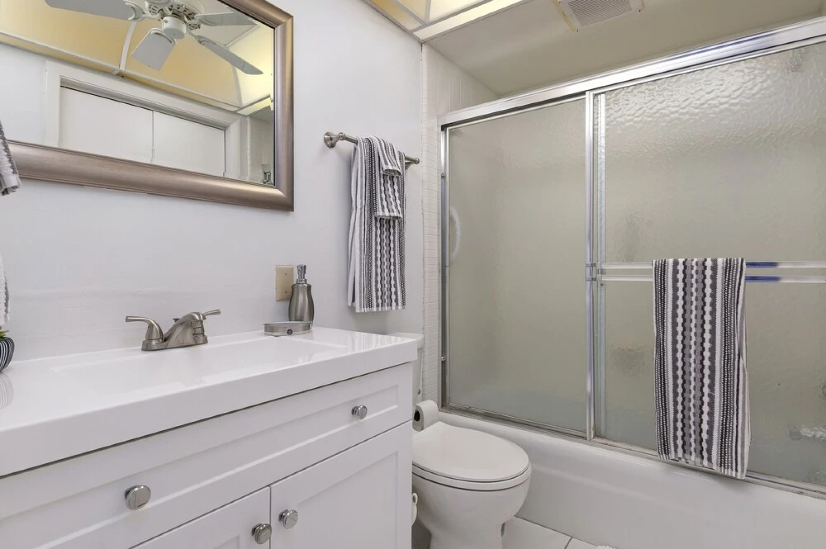 Waterfront Condo Beach Access Community Pool And Tennis 1 Bedroom Condo by RedAwning
