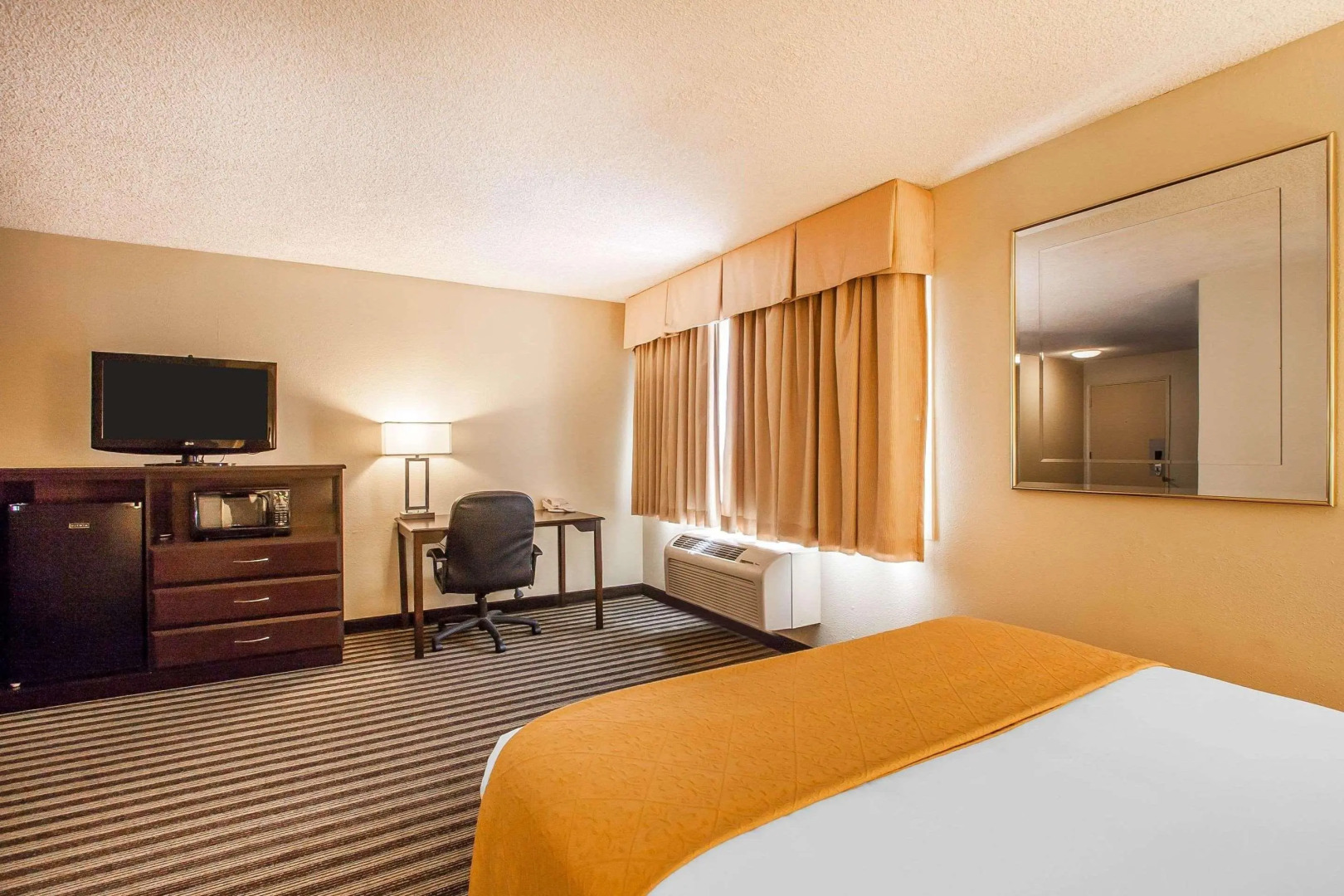 Quality Inn & Suites Vancouver - Hazel Dell