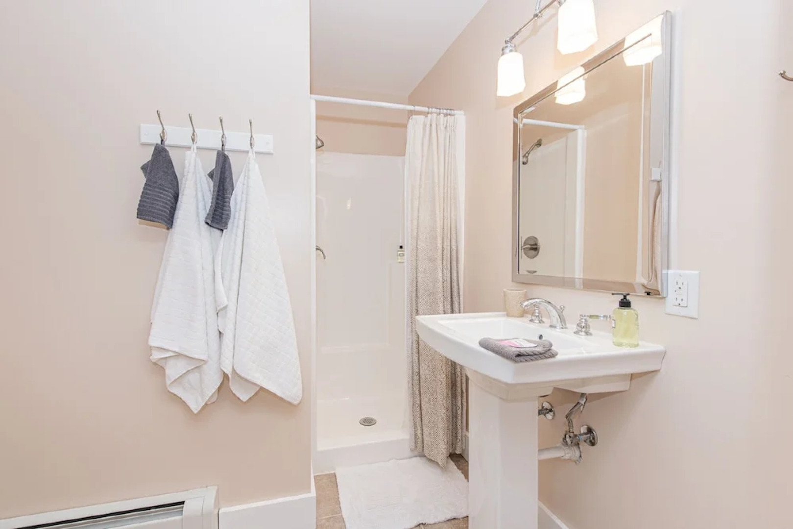 Maple Rock Bed & Breakfast