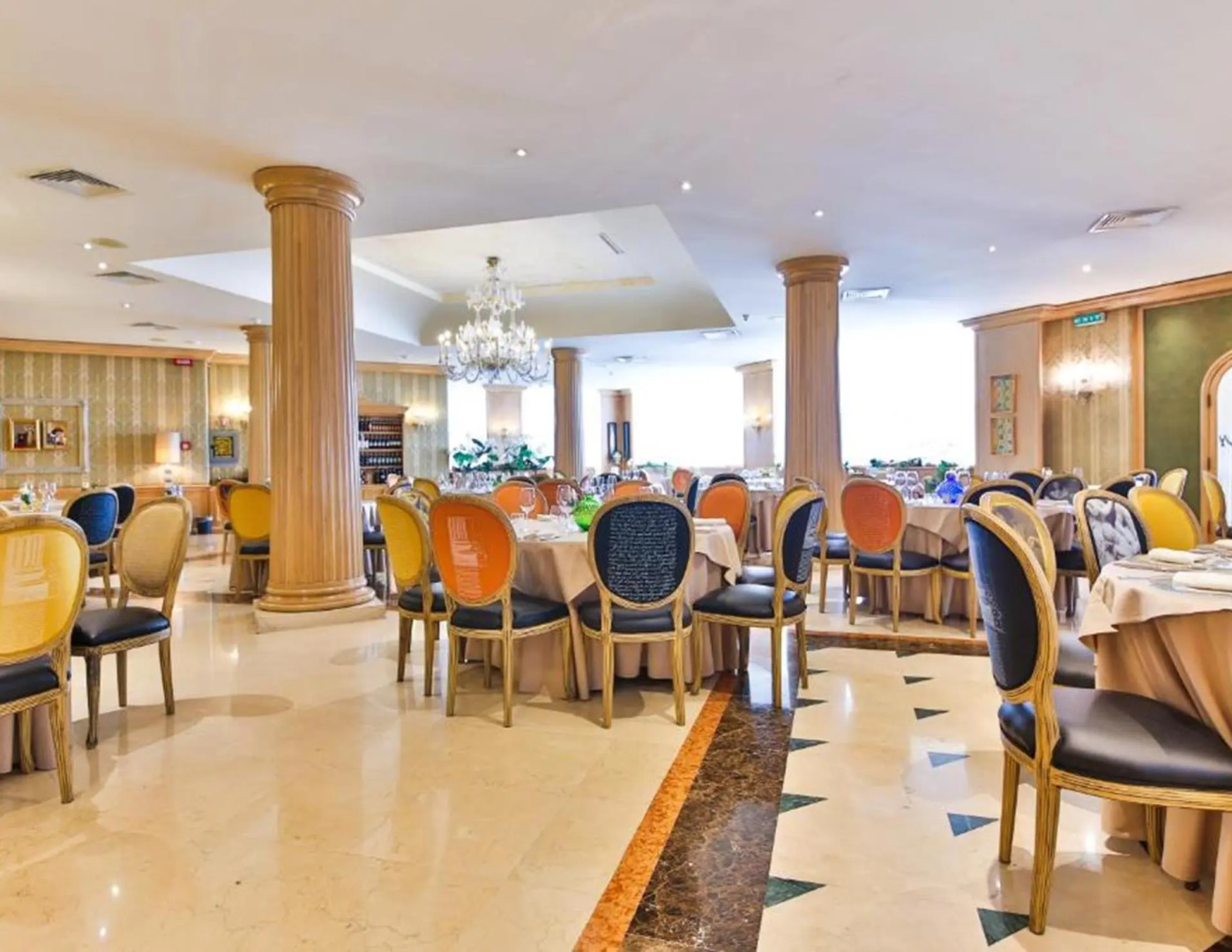 Отель Leon d'Oro