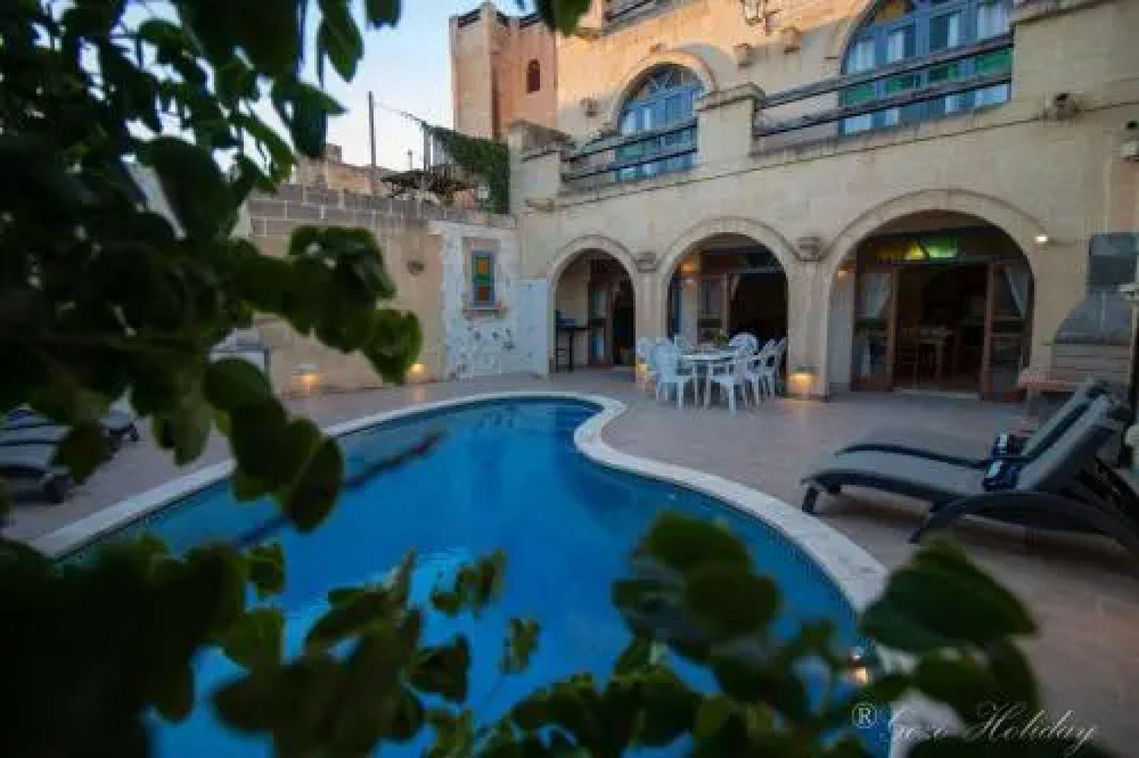 Lellux Bed and Breakfast