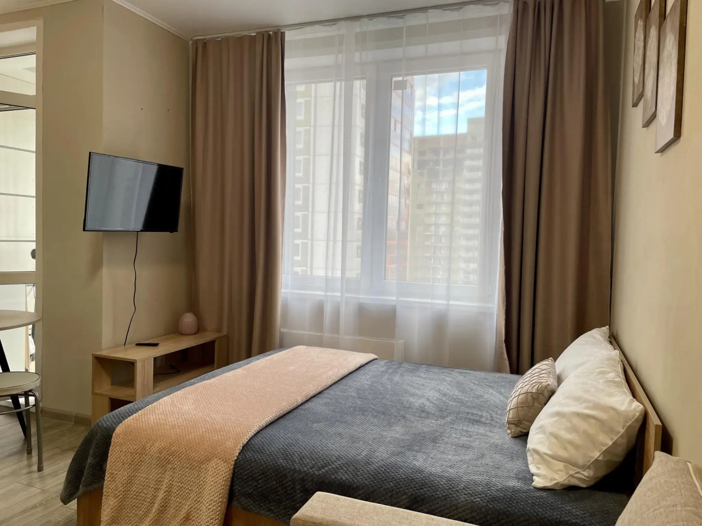 Апартаменты Крас Квартирка на ул. Апрельская, д. 5К