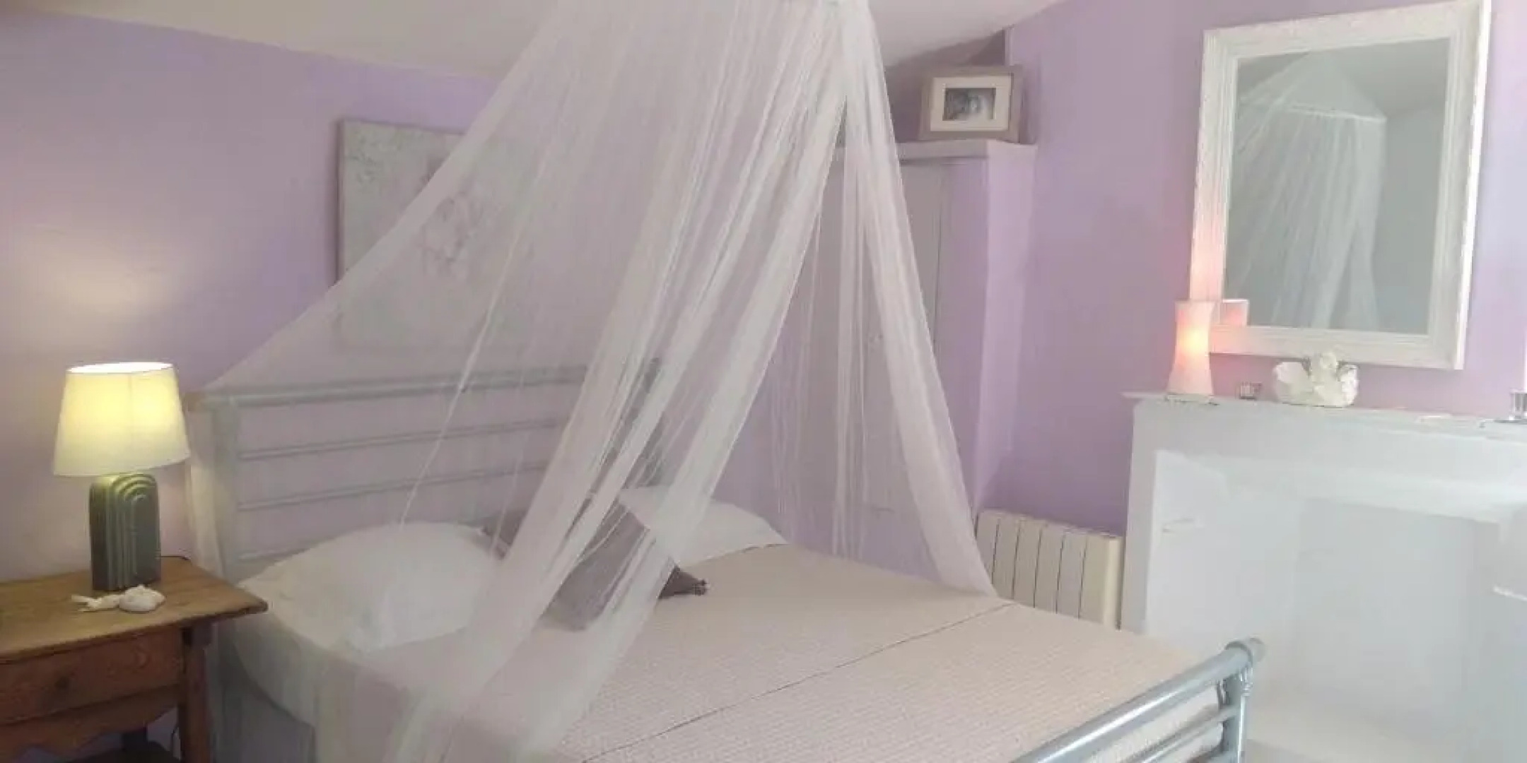 Bienvenue a la Source Dans Une Maison de Charme