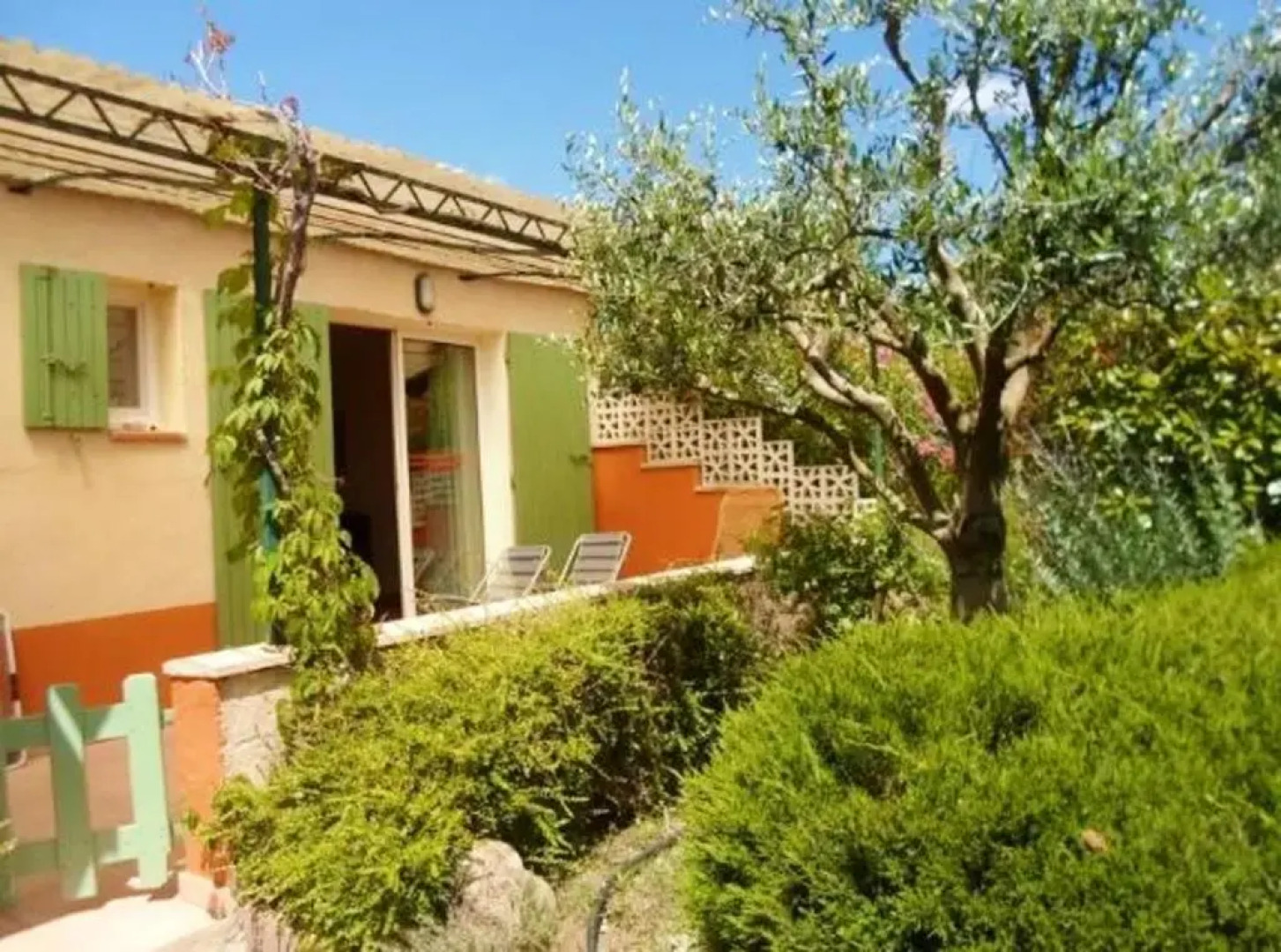 Maison de 2 chambres avec piscine partagee jardin clos et wifi a Vaison la Romaine
