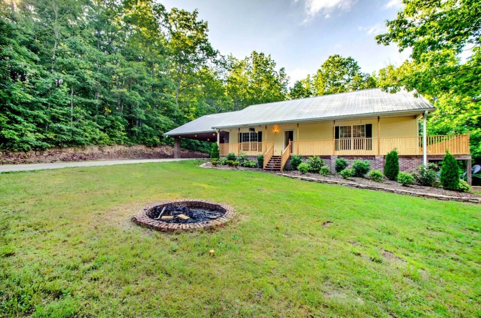 Cedar Mountain House on 12 Acres - Near Trails!