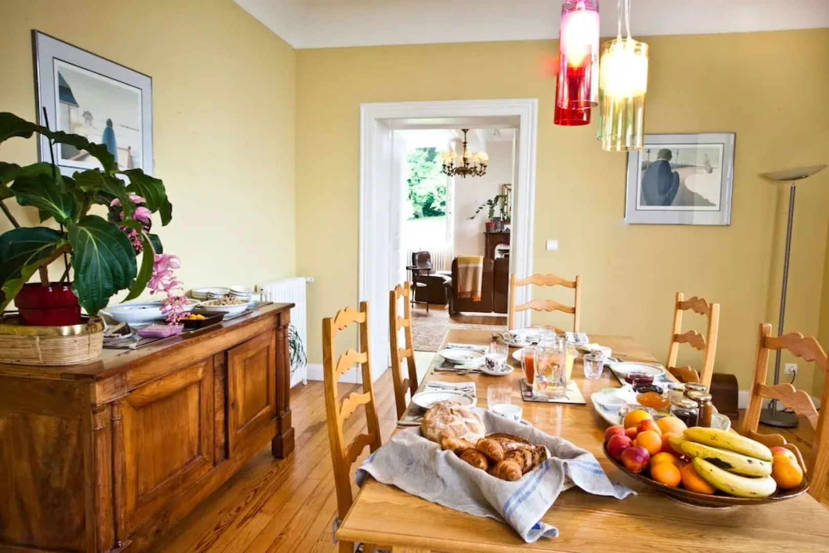 Clos Mirabel Manor B&B