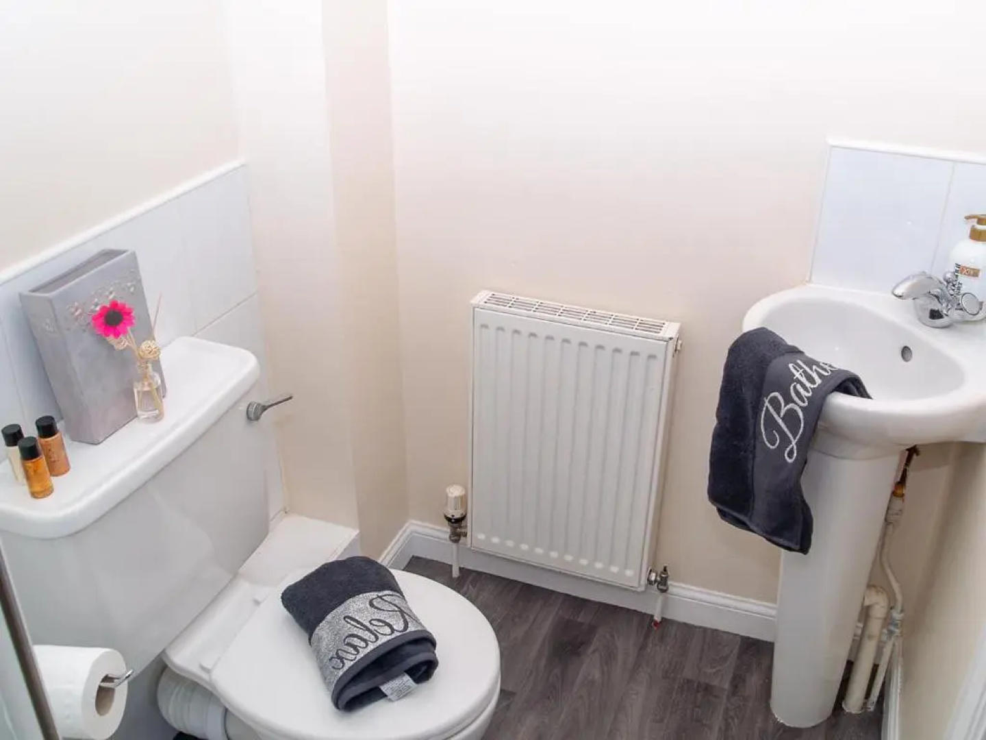 Hla - King Court Apartment 2