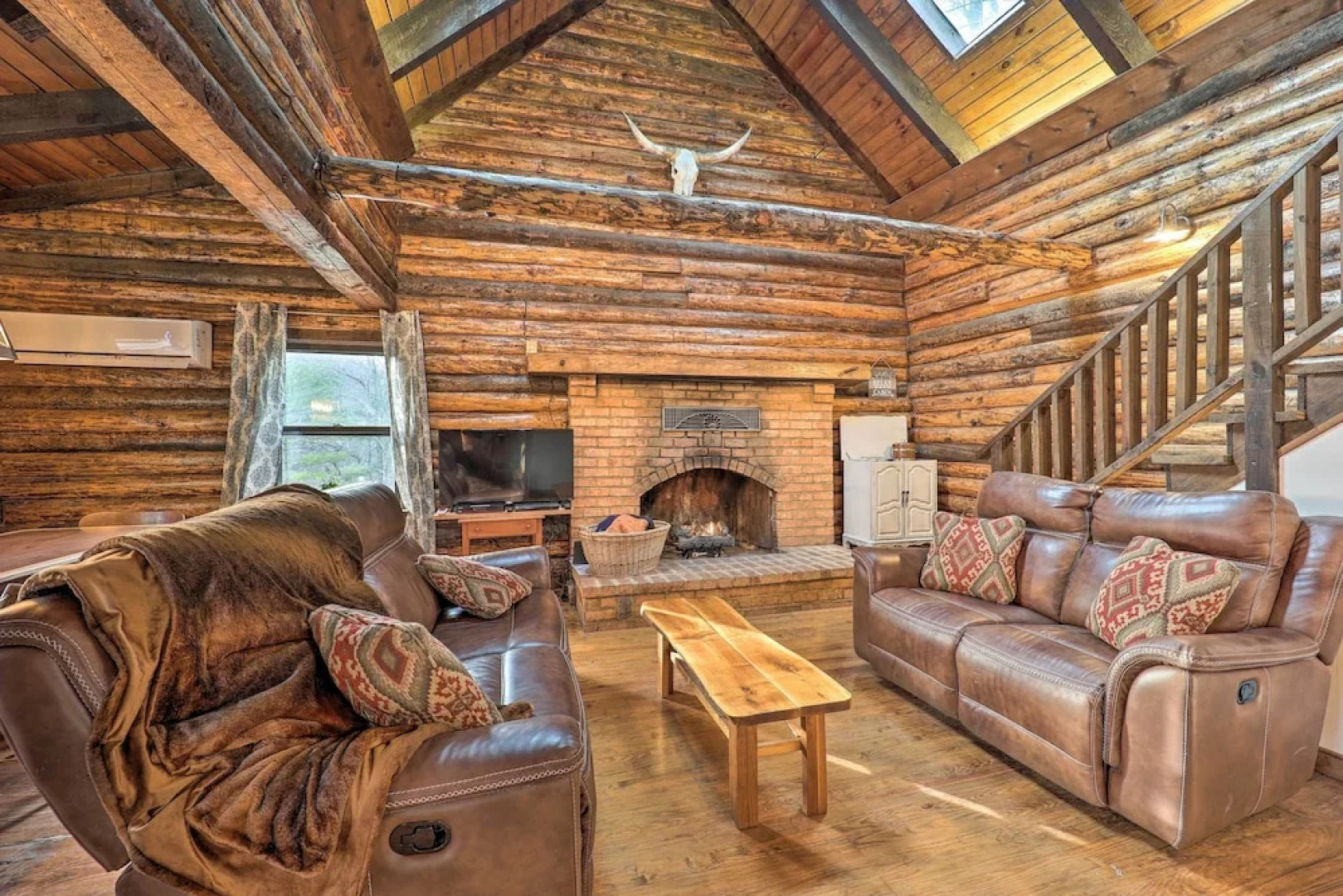 Relaxing Retreat w/ Private Dock on Claytor Lake!