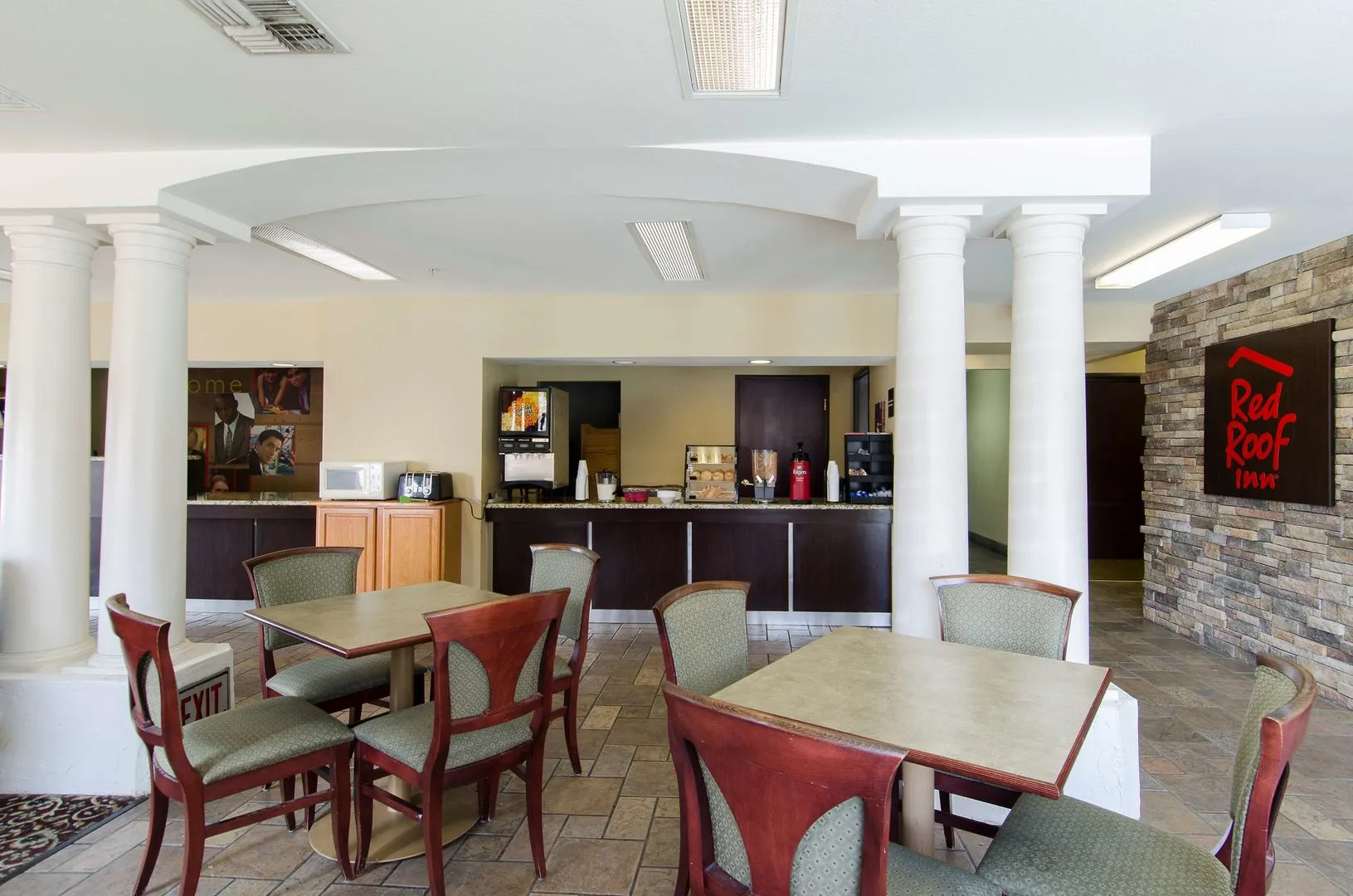 Red Roof Inn San Marcos