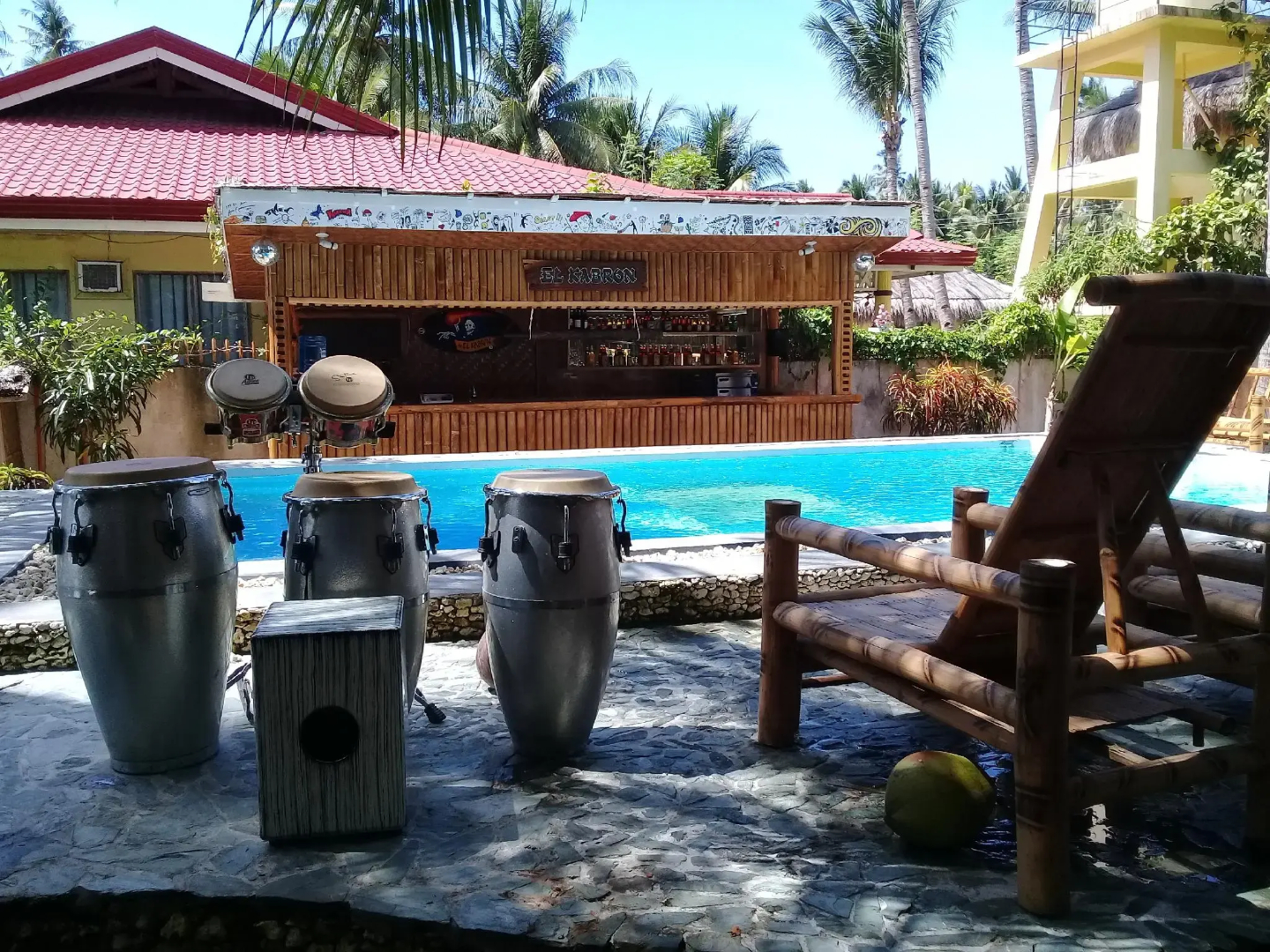 Apo Diver Beach Accomodation