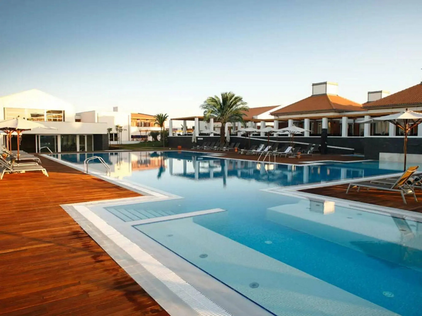 Отель Robinson Quinta da Ria