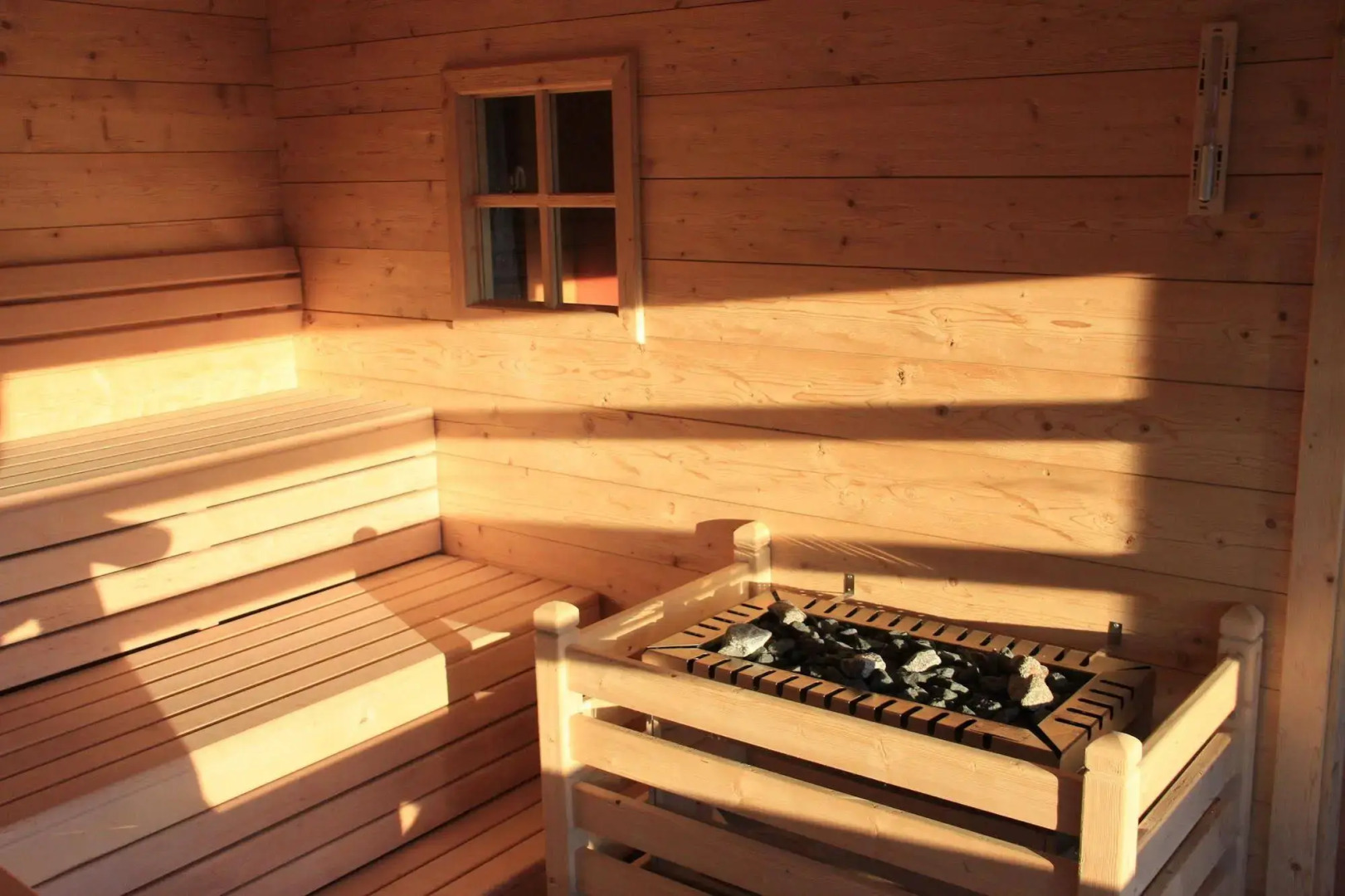 Hotel Emmy - five elements