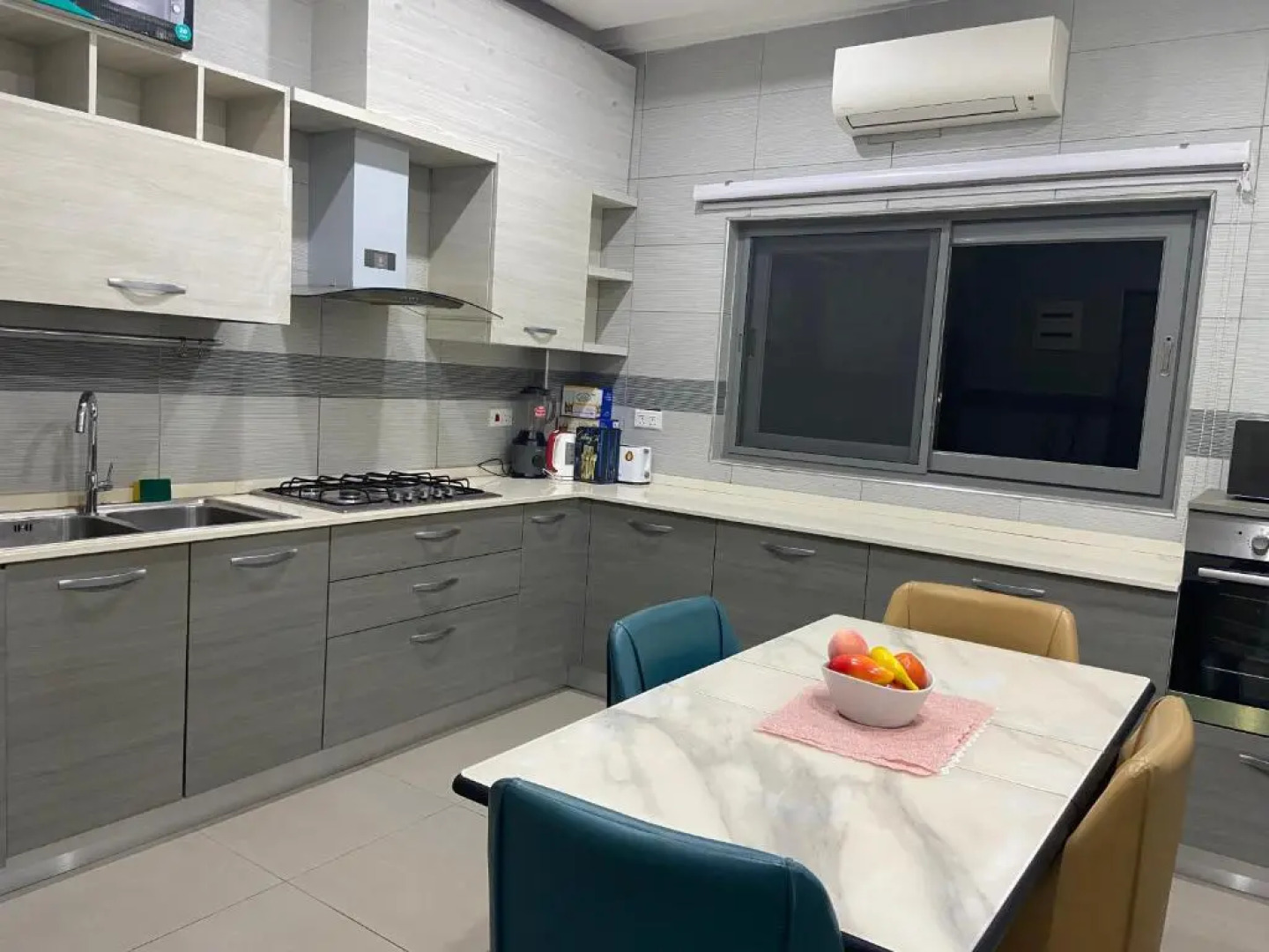 Queens View Apartment