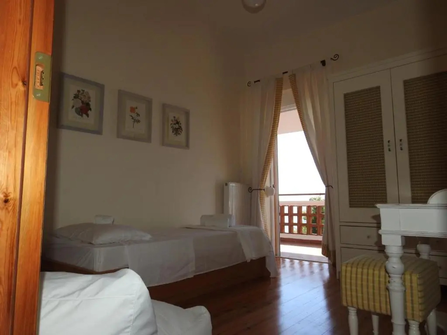 Konstantinos Nautilos Residence