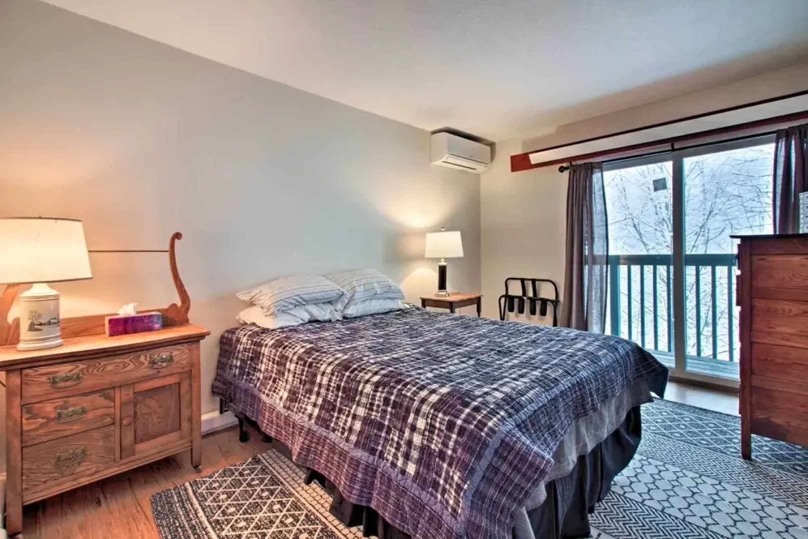 Ludlow Vacation Rental - Steps to Ski Lift!