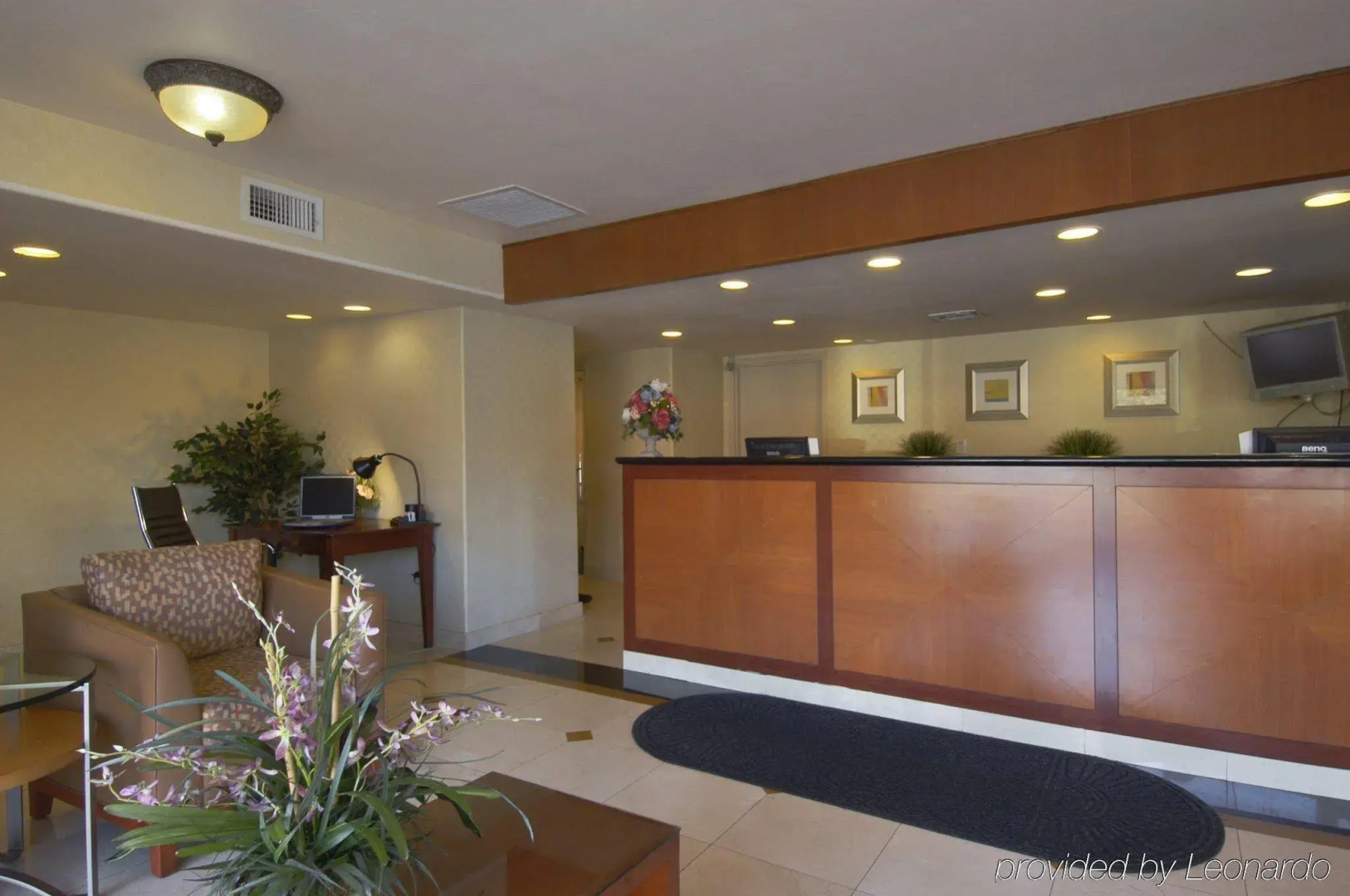 Red Roof Inn Santa Ana