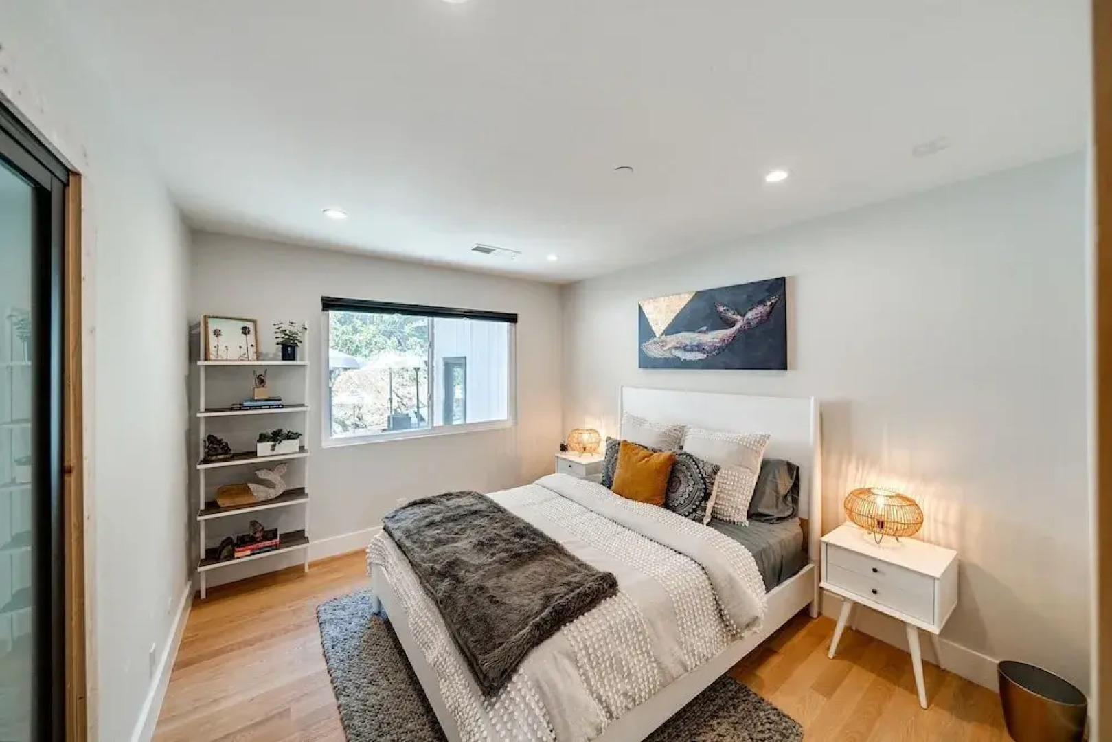 Bayside Mountain Retreat With Gorgeous Views And Private Hot Tub! 5 Bedroom Home by Redawning