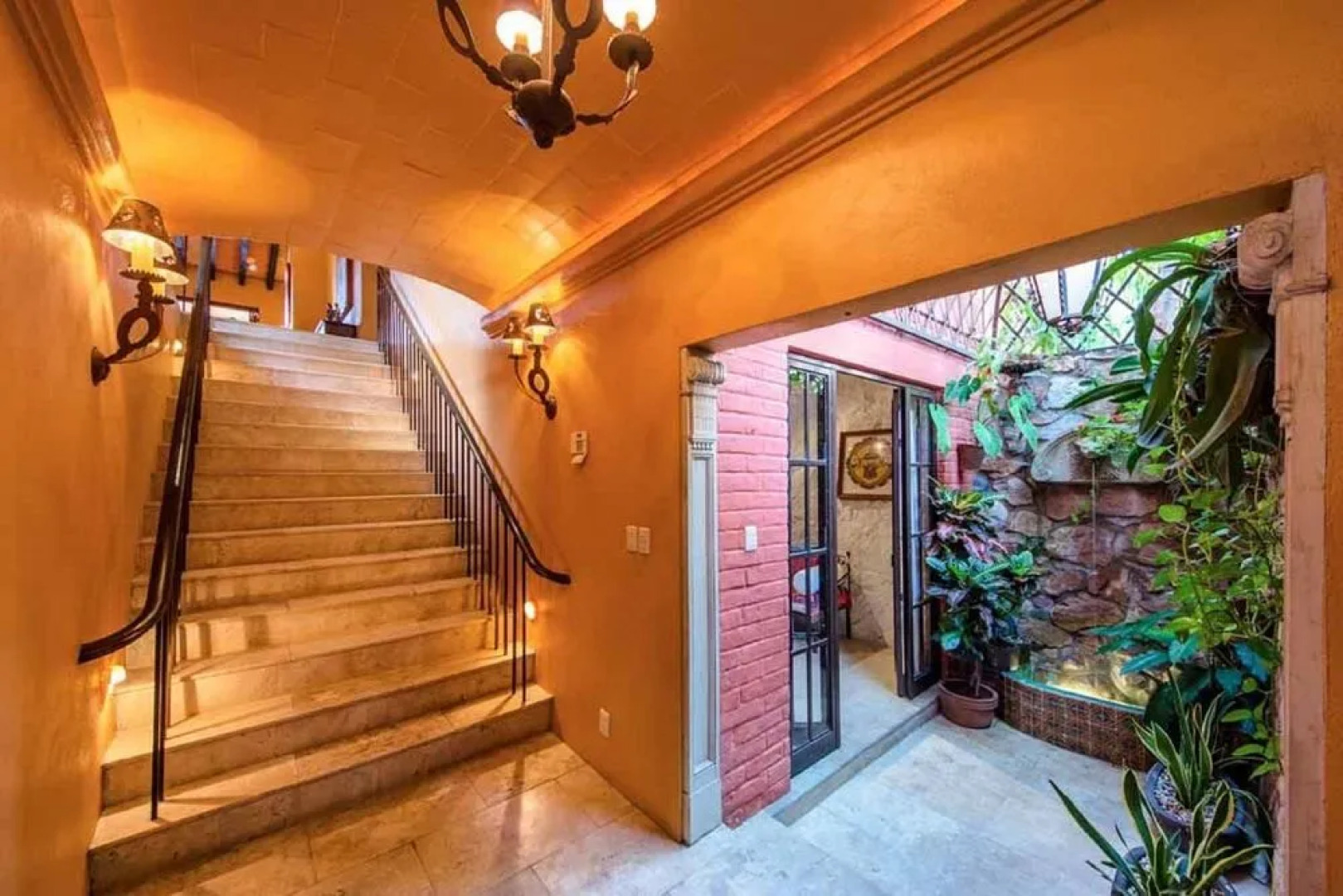 Villa Lola - an Adults Only Bed & Breakfast