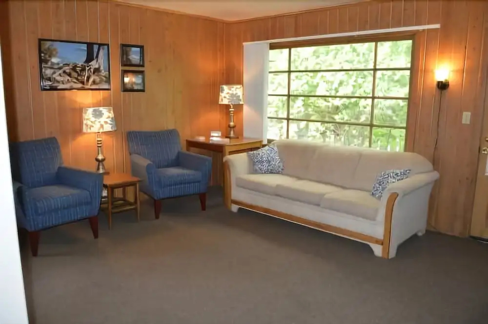 Baileys Sunset Motel and Cottages