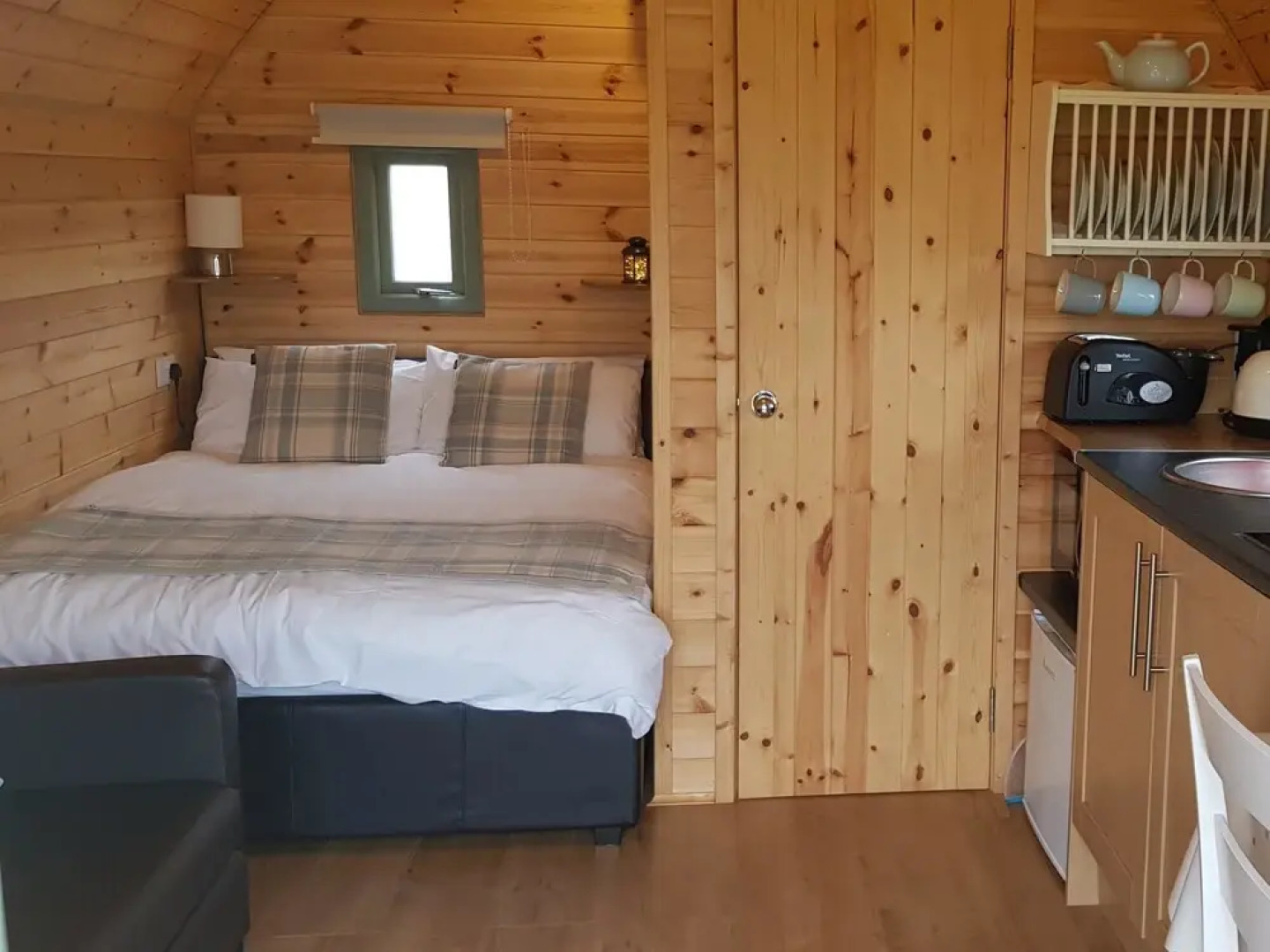 Hebrides Bothy - Glamping