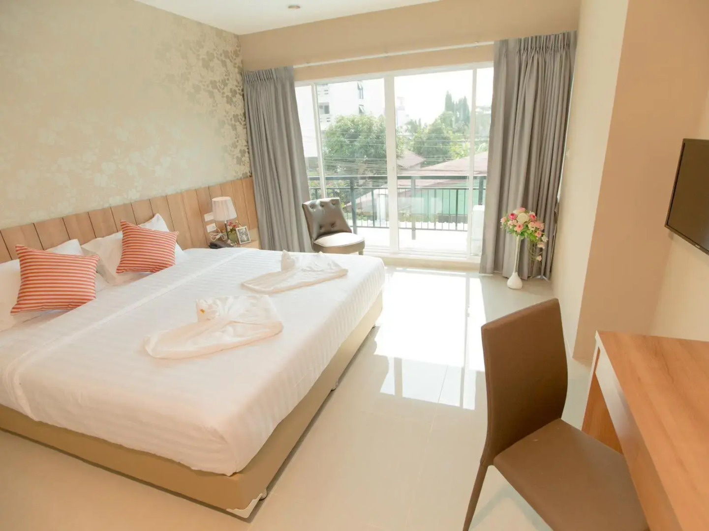 The Bedroom Ladprao 101